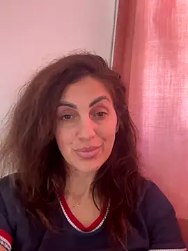 EmaSkyes online show from October 24, 11:31 am