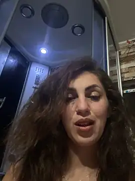 EmaSkyes online show from October 11, 5:47 pm