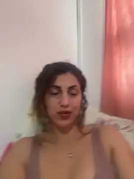 EmaSkyes online show from October 27, 7:31 am