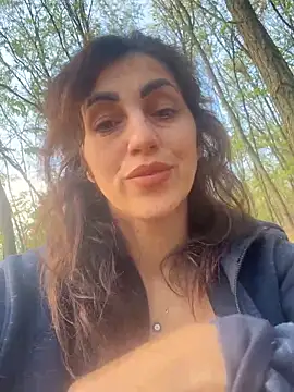 EmaSkyes online show from October 1, 6:29 am