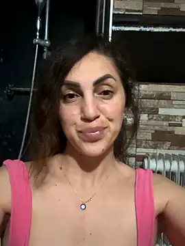 EmaSkyes online show from November 30, 7:58 pm