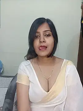 Miss-Riyasingh online show from May 17, 5:24 pm