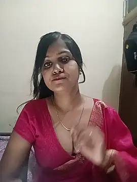 Snapshot of Miss-Riyasingh chatting on July 4, 5:39 pm Miss-Riyasingh online show from July 4, 5:39 pm