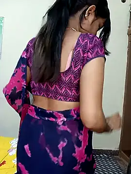 Snapshot of Miss-Riyasingh chatting on October 15, 5:21 pm Miss-Riyasingh online show from October 15, 5:21 pm