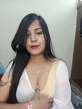 Snapshot of Miss-Riyasingh chatting on June 7, 5:12 am Miss-Riyasingh online show from June 7, 5:12 am
