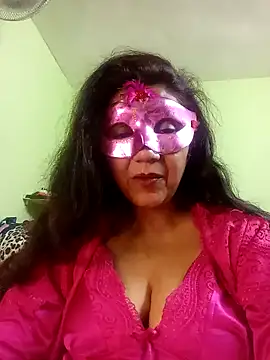 Snapshot of DesiMuffin chatting on January 25, 6:13 pm DesiMuffin online show from January 25, 6:13 pm