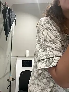 BelleSkye online show from October 20, 3:19 am