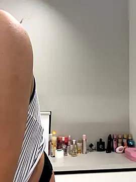 BelleSkye online show from October 16, 3:26 am