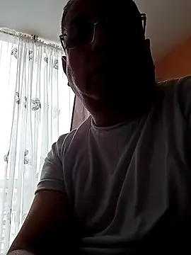 MATTHEW MRANDA online show from June 25, 6:35 pm
