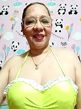 Snapshot of MATTHEW_MRANDA chatting on February 6, 6:59 pm MATTHEW MRANDA online show from February 6, 6:59 pm