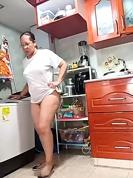 MATTHEW MRANDA online show from November 23, 3:00 pm