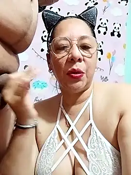 Snapshot of MATTHEW_MRANDA chatting on February 11, 11:48 pm MATTHEW MRANDA online show from February 11, 11:48 pm