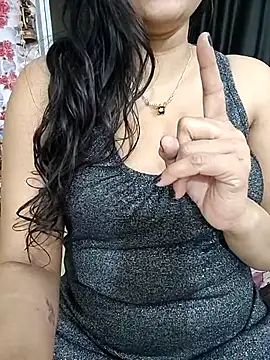 Snapshot of kaamuk_shweta chatting on May 8, 6:01 pm kaamuk shweta online show from May 8, 6:01 pm