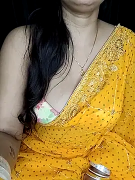 Snapshot of kaamuk_shweta chatting on November 8, 11:30 pm kaamuk shweta online show from November 8, 11:30 pm