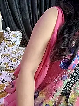 Snapshot of kaamuk_shweta chatting on May 9, 9:01 am kaamuk shweta online show from May 9, 9:01 am
