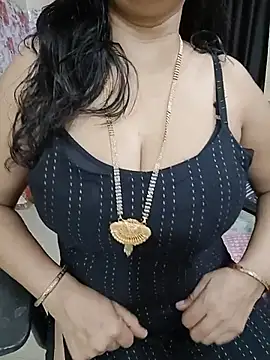 Snapshot of kaamuk_shweta chatting on May 22, 4:49 pm kaamuk shweta online show from May 22, 4:49 pm