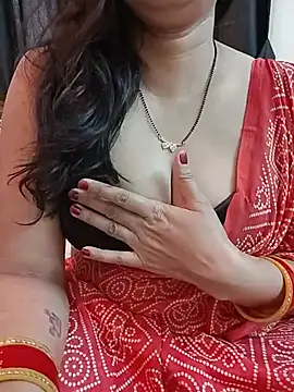 Snapshot of kaamuk_shweta chatting on May 29, 7:58 am kaamuk shweta online show from May 29, 7:58 am