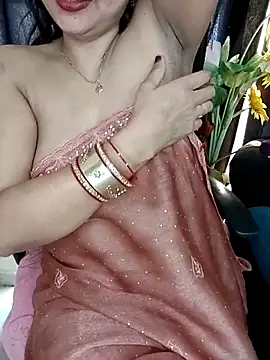 Snapshot of kaamuk_shweta chatting on November 30, 4:13 am kaamuk shweta online show from November 30, 4:13 am