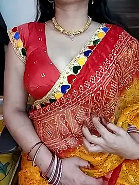 Snapshot of kaamuk_shweta chatting on October 30, 3:16 am kaamuk shweta online show from October 30, 3:16 am