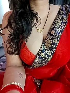 Snapshot of kaamuk_shweta chatting on May 19, 5:58 am kaamuk shweta online show from May 19, 5:58 am