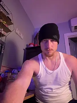 bigred0808 online show from February 17, 1:14 am