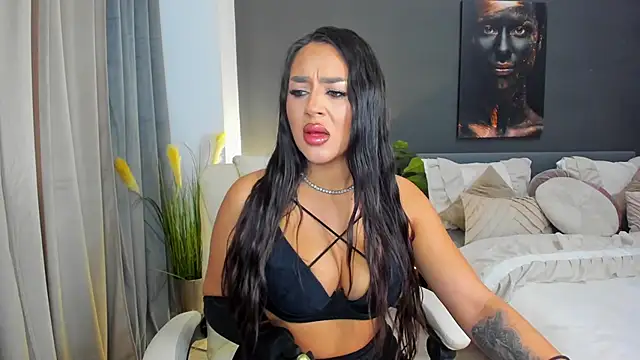 Snapshot of Sonia__Rey chatting on October 24, 9:08 am Sonia Rey online show from October 24, 9:08 am