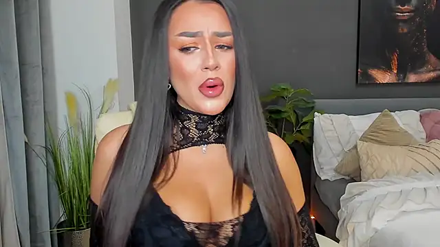 Sonia  Rey online show from March 6, 6:25 pm