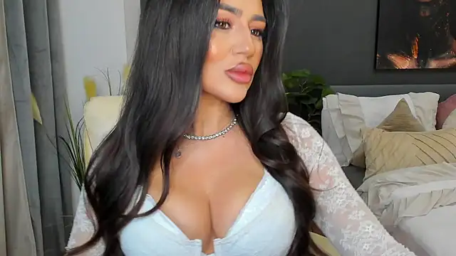 Sonia  Rey online show from January 9, 6:04 pm