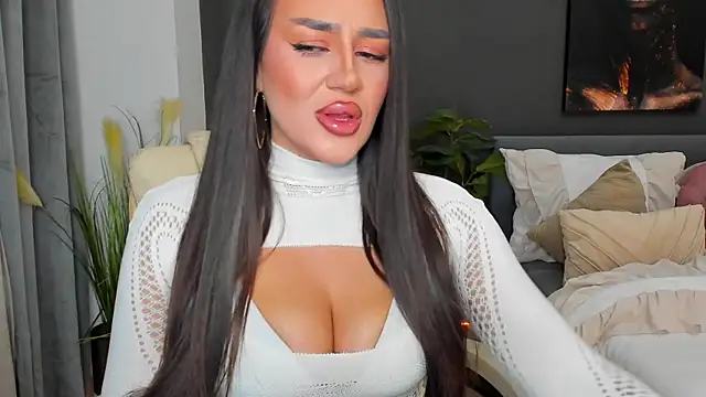 Sonia  Rey online show from March 11, 7:30 pm