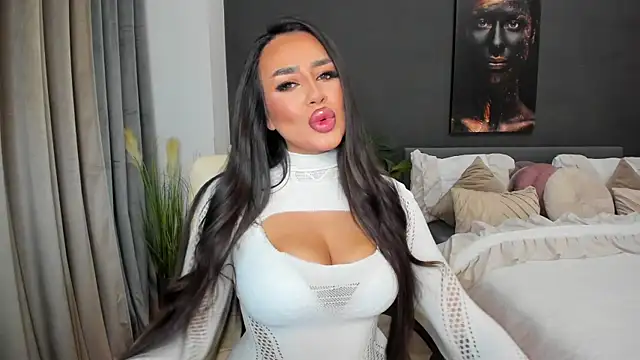 Sonia  Rey online show from April 2, 3:35 am