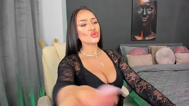 Sonia  Rey online show from February 9, 6:16 pm