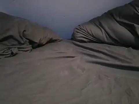 krissraw online show from March 11, 6:07 am