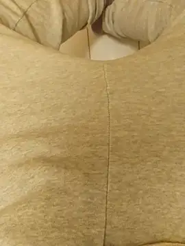 krissraw online show from March 10, 4:33 pm