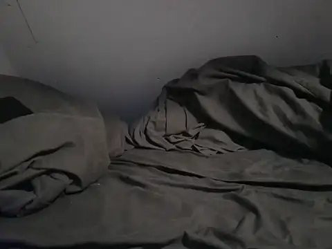 krissraw online show from March 23, 5:18 am