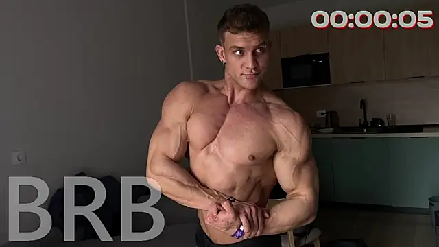 Snapshot of Adam_misti chatting on October 1, 7:13 am Adam misti online show from October 1, 7:13 am