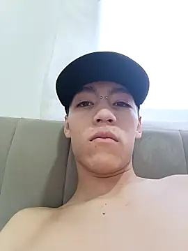 CRYBYT9 online show from September 15, 5:02 pm