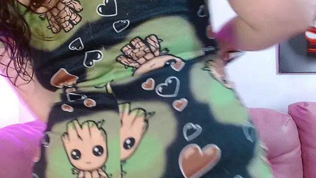 hinataleecs online show from November 24, 9:15 pm