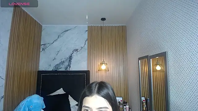 Snapshot of cassiehoward14 chatting on October 18, 6:54 pm cassiehoward14 online show from October 18, 6:54 pm