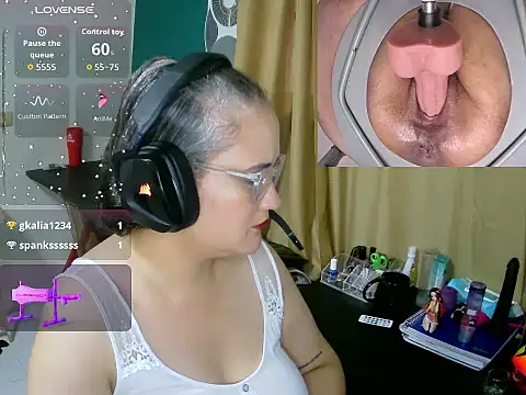 lolalicious 7583 online show from March 2, 9:33 pm