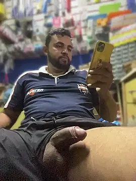 Sheik z o online show from April 8, 2:18 pm