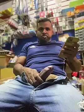Snapshot of Sheik_z_o chatting on July 16, 1:52 pm Sheik z o online show from July 16, 1:52 pm