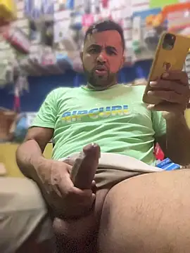 Sheik z o online show from April 18, 1:24 pm