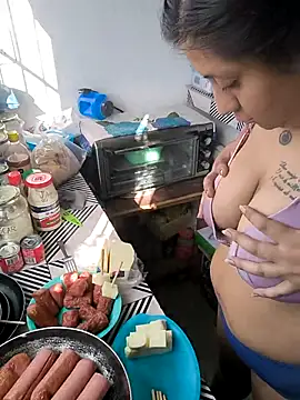 EmpaticBolillo online show from January 16, 9:08 pm