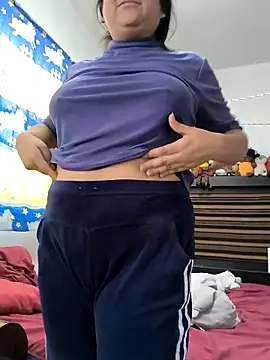 EmpaticBolillo online show from February 4, 5:30 pm