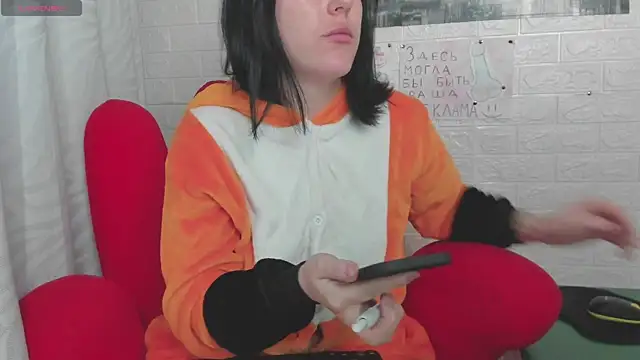 adell berry online show from November 2, 1:32 am