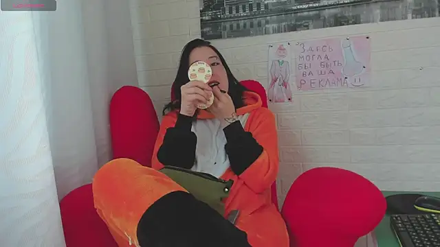 adell berry online show from November 1, 7:02 am