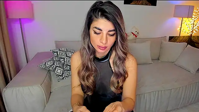 Queenofyouredreams online show from January 17, 3:55 am