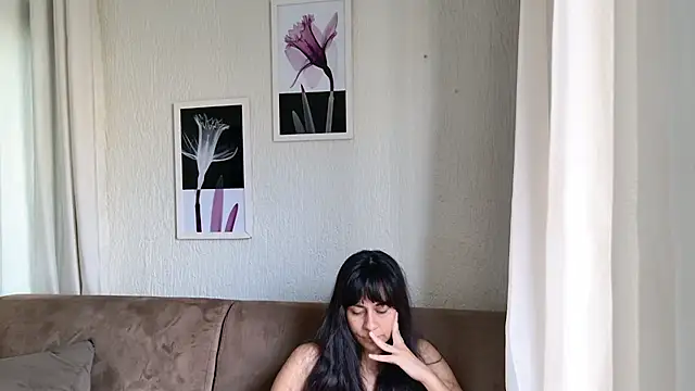 Snapshot of Blue_butterfly chatting on March 17, 12:25 pm Blue butterfly online show from March 17, 12:25 pm