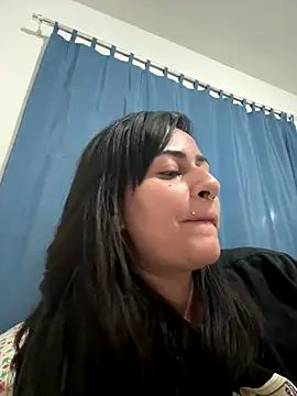 Snapshot of Blue_butterfly chatting on September 29, 11:54 pm Blue butterfly online show from September 29, 11:54 pm