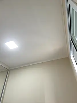 Snapshot of Blue_butterfly chatting on November 27, 7:25 pm Blue butterfly online show from November 27, 7:25 pm